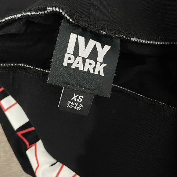 IVY PARK Signature Logo Black Ankle Leggings XS - Picture 9 of 9
